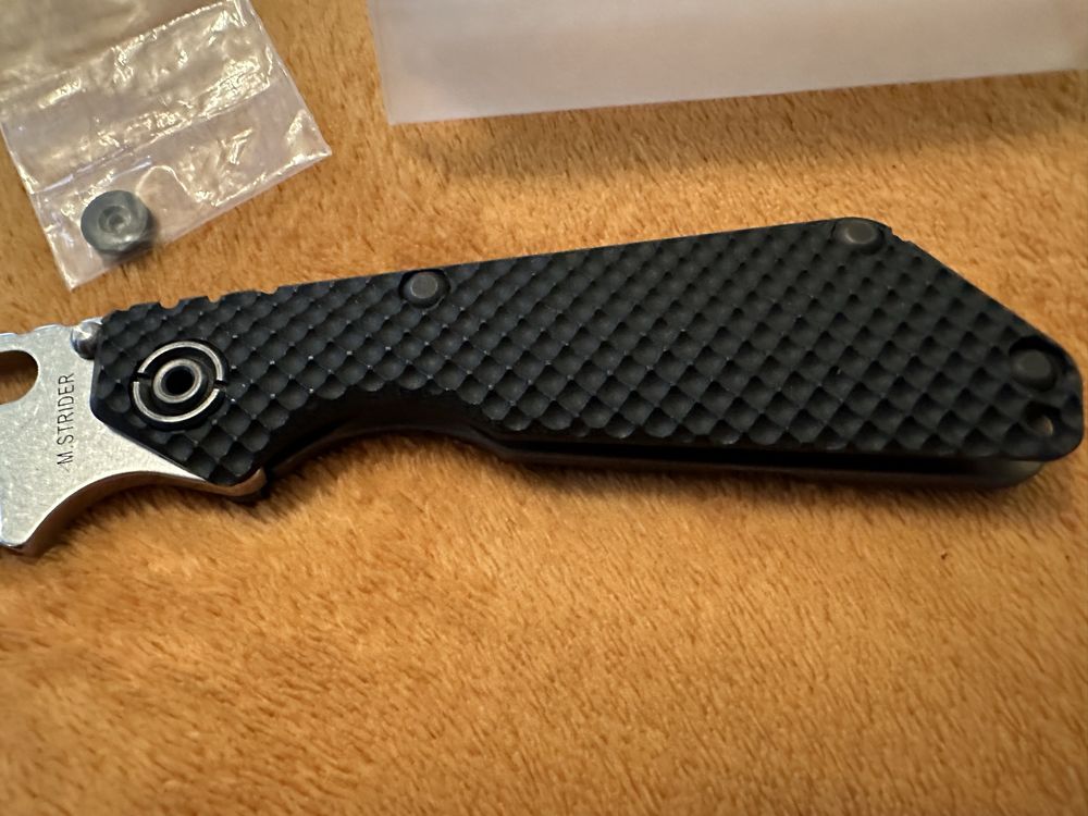 Strider SNG Hybrid GG (Black G10)