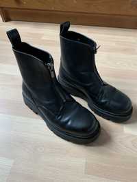 Botas Monolith Homem Zara