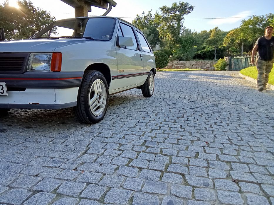 Opel corsa strada