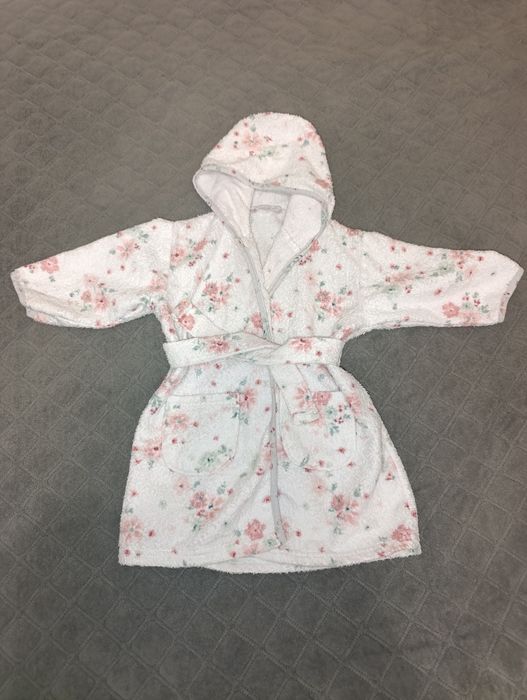 Одяг для дівчинки