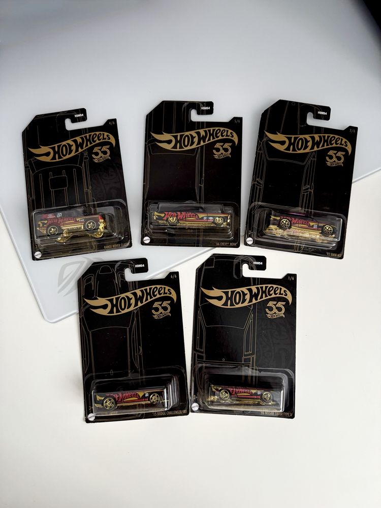 Колекційні машинки Hot Wheels. Hotwheels Хотвилс Хотвілс