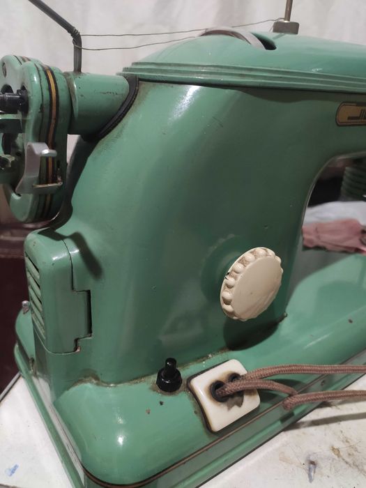 Продам швейну машинку "Тула"