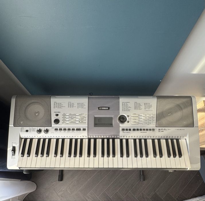 Yamaha e403 синтезатор піаніно