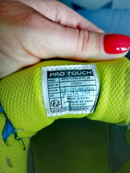 Sprzedam buty sportowe Pro Touch intersport rozm 35 chłopiec
