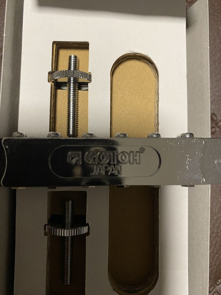 Mostek tune-o-matic GOTOH GE103B CR + śruby Shaller