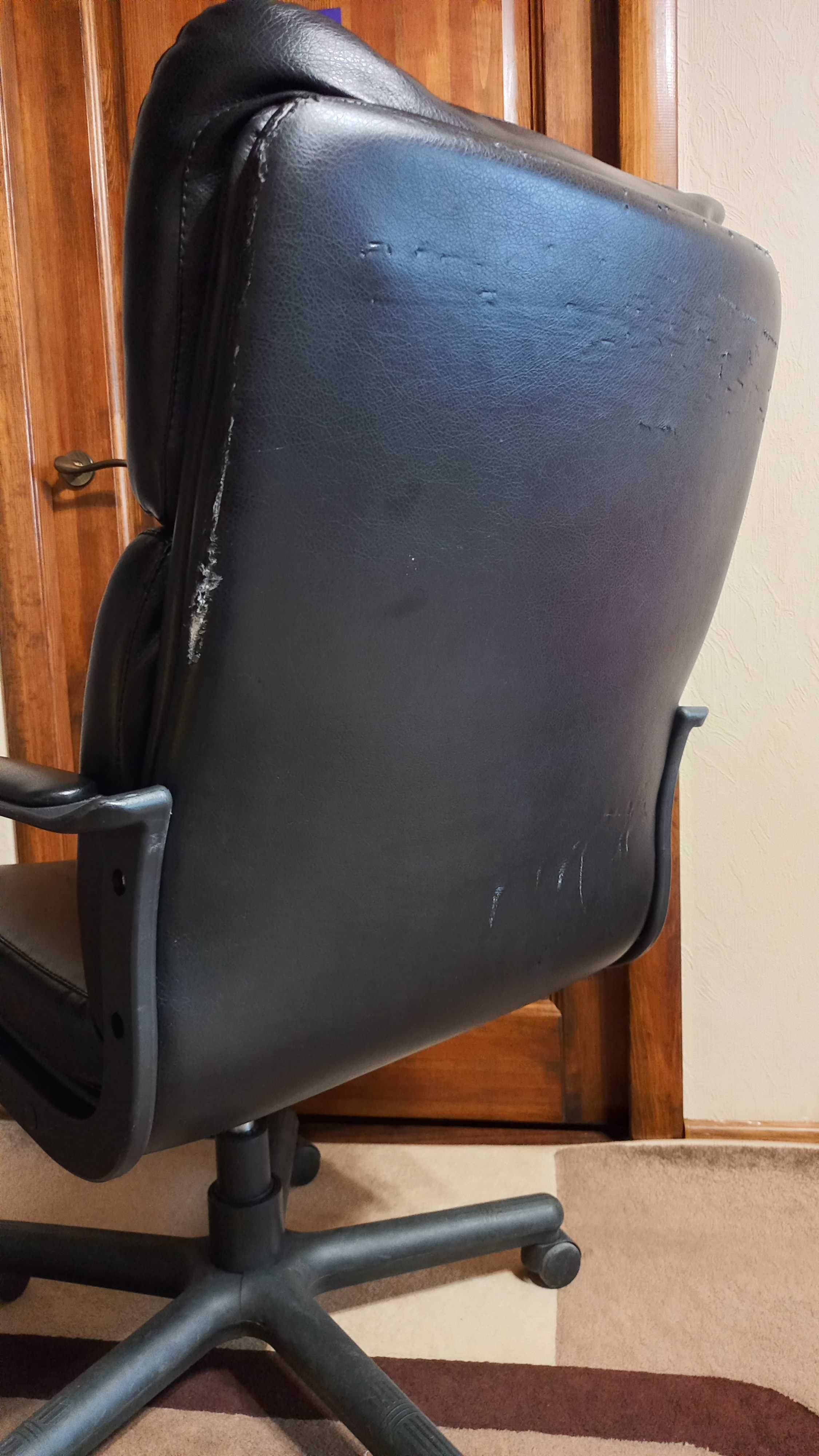 Крісло офісне, комп'ютерне Дакота - фабрика меблів Richman екошкіра