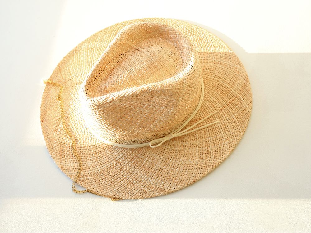 Федора солома капелюх з декором цепочкой шляпа