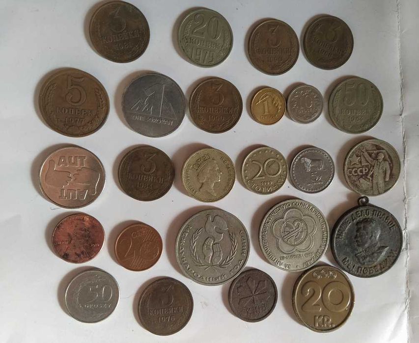 Монеты стран мира+жетоны