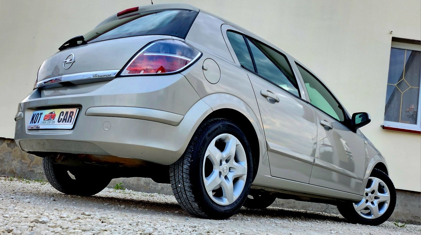Opel Astra H  2008 r 149000 przebiegu