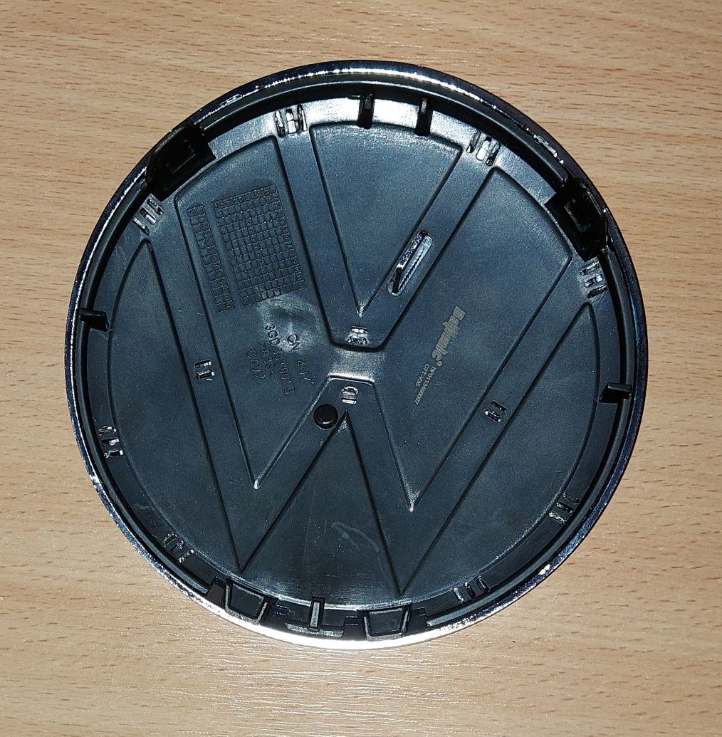 Емблема (логотип) Volkswagen