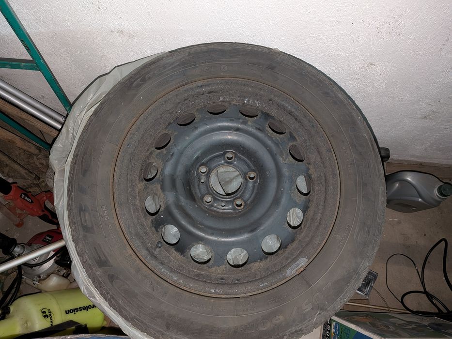 Koła R16, Felgi stalowe Citroen c4 Picasso,,4 sztuki + opony 205/60