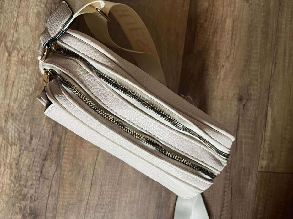 Torebka damska Guess