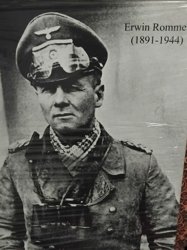 Фельдмаршал Эрвин Роммель 1891-1944г.(фотопортрет на холсте)
