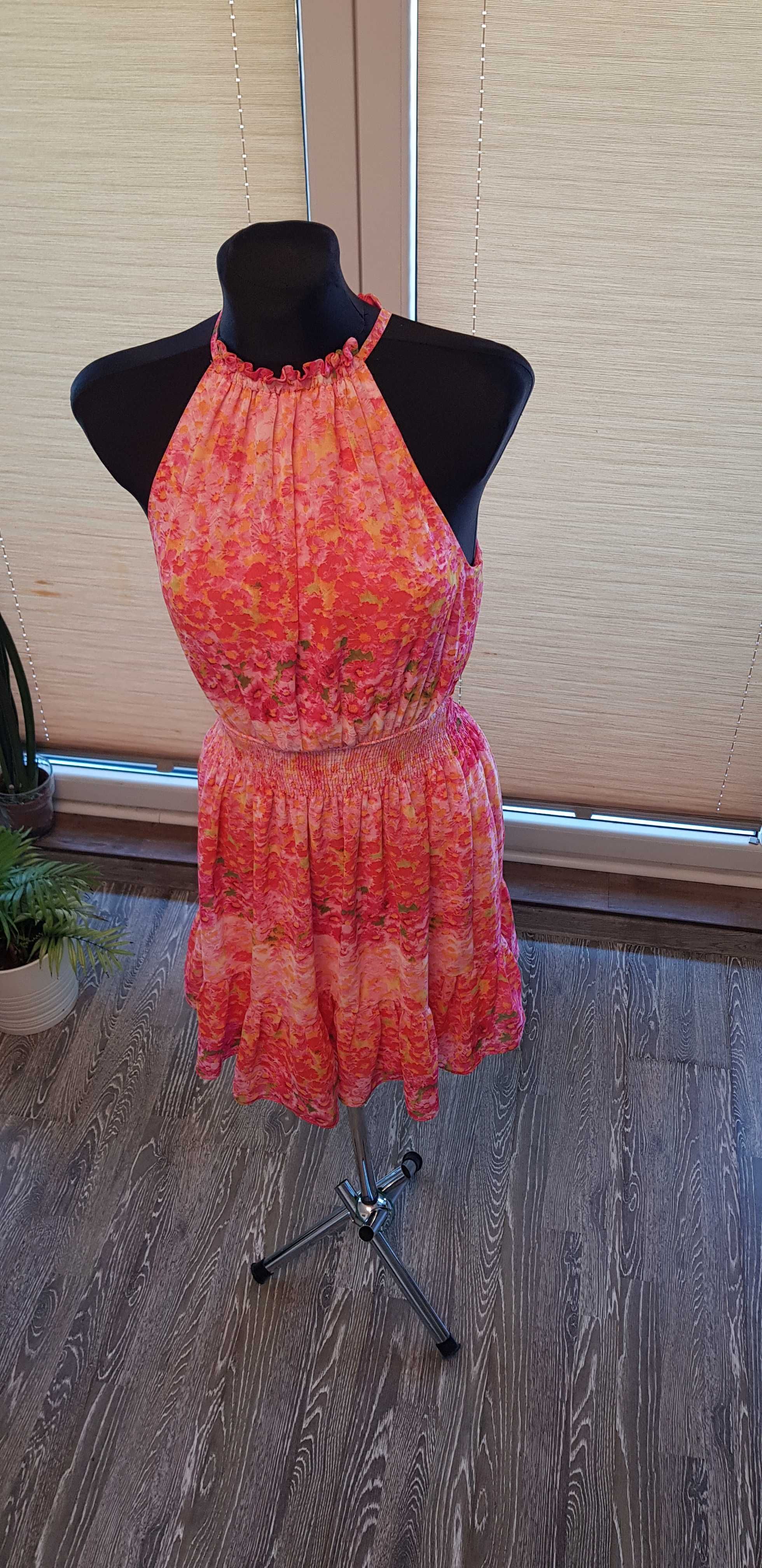 Sukienka marki Zara Basic - rozmiar M