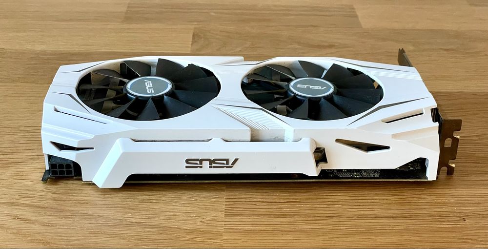 Видеокарта Asus 1060 6 Gb.