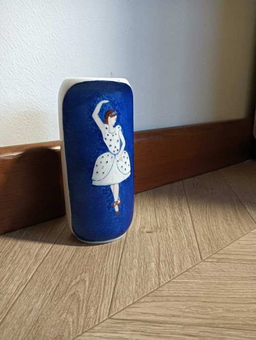 Wazon porcelanowy ręcznie malowany baletnica Kaiser