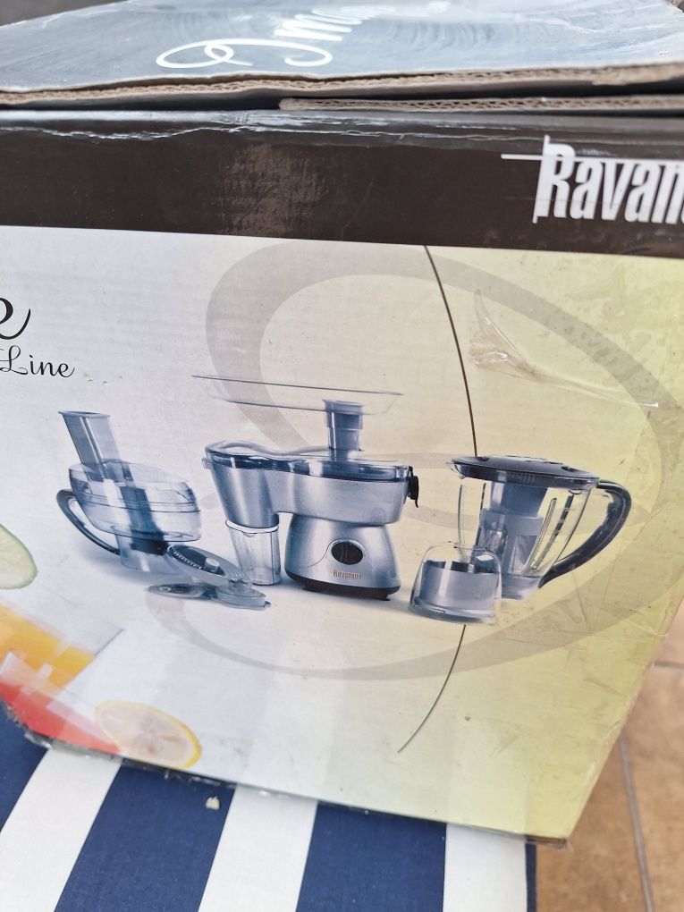 Robot wieloczynnościowy Ravanson