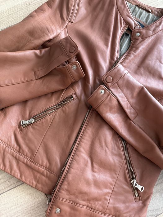 Шкіряна куртка Massimo Dutti, розмір S