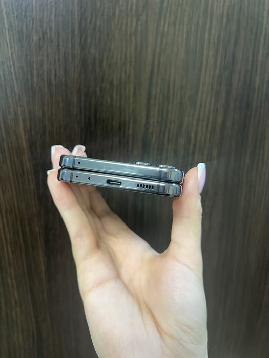Samsung Flip 5 8/512Gb (SM-F731B) Офіційний