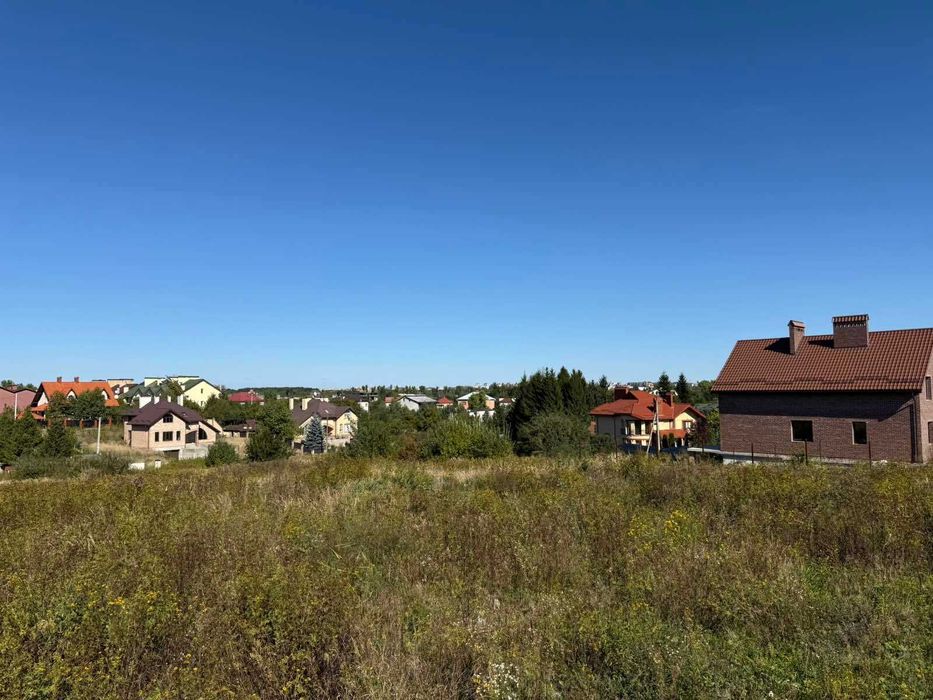 Продаж землі в с. Сокільники під котеджне містечко