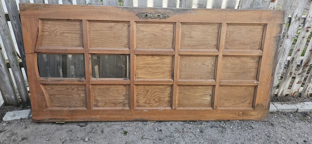 Drzwi tymczasowe do zamknięcia budowy.
105 cm szerokość wnęki. Do regu