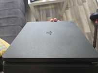 Ps4 slim 1000gb bez padów