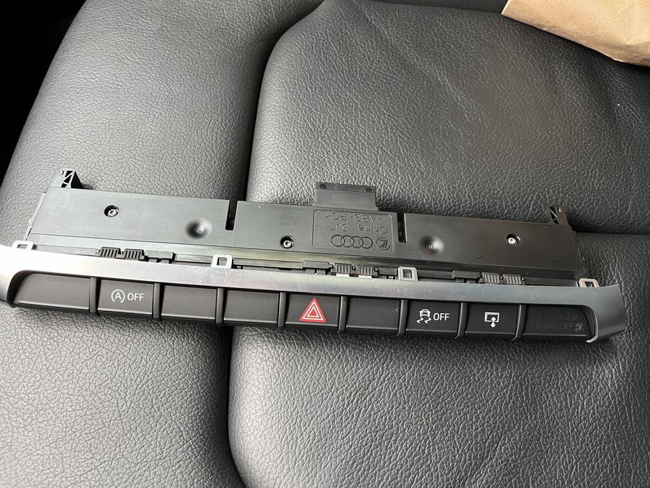 Панель управління Audi A3