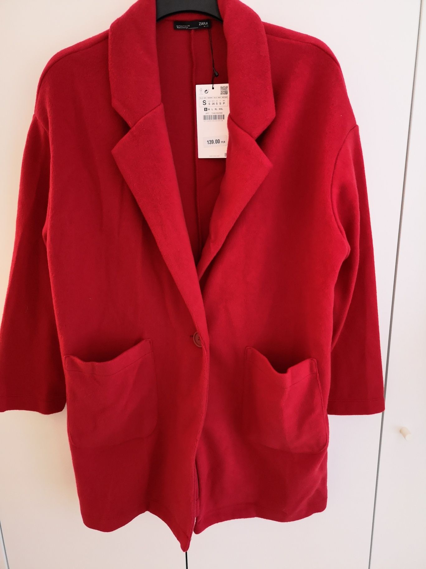 Nowy plaszcz Zara oversize czerwony S 36