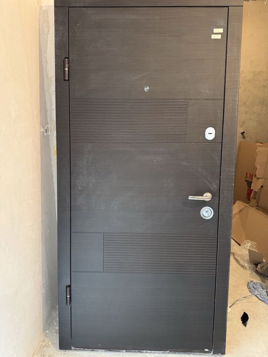 Нові бу розпродаж Вхідні металеві двері входные металлические двери