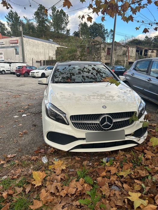 Mercedes-Benz A 200 d AMG Line