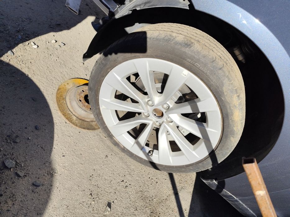 Диски поштучно Тесла модель 3,Y размер 18