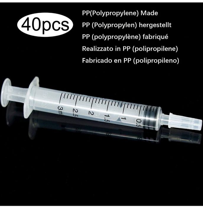 Strzykawka z nakrętka- 3ml. - 40 szt.