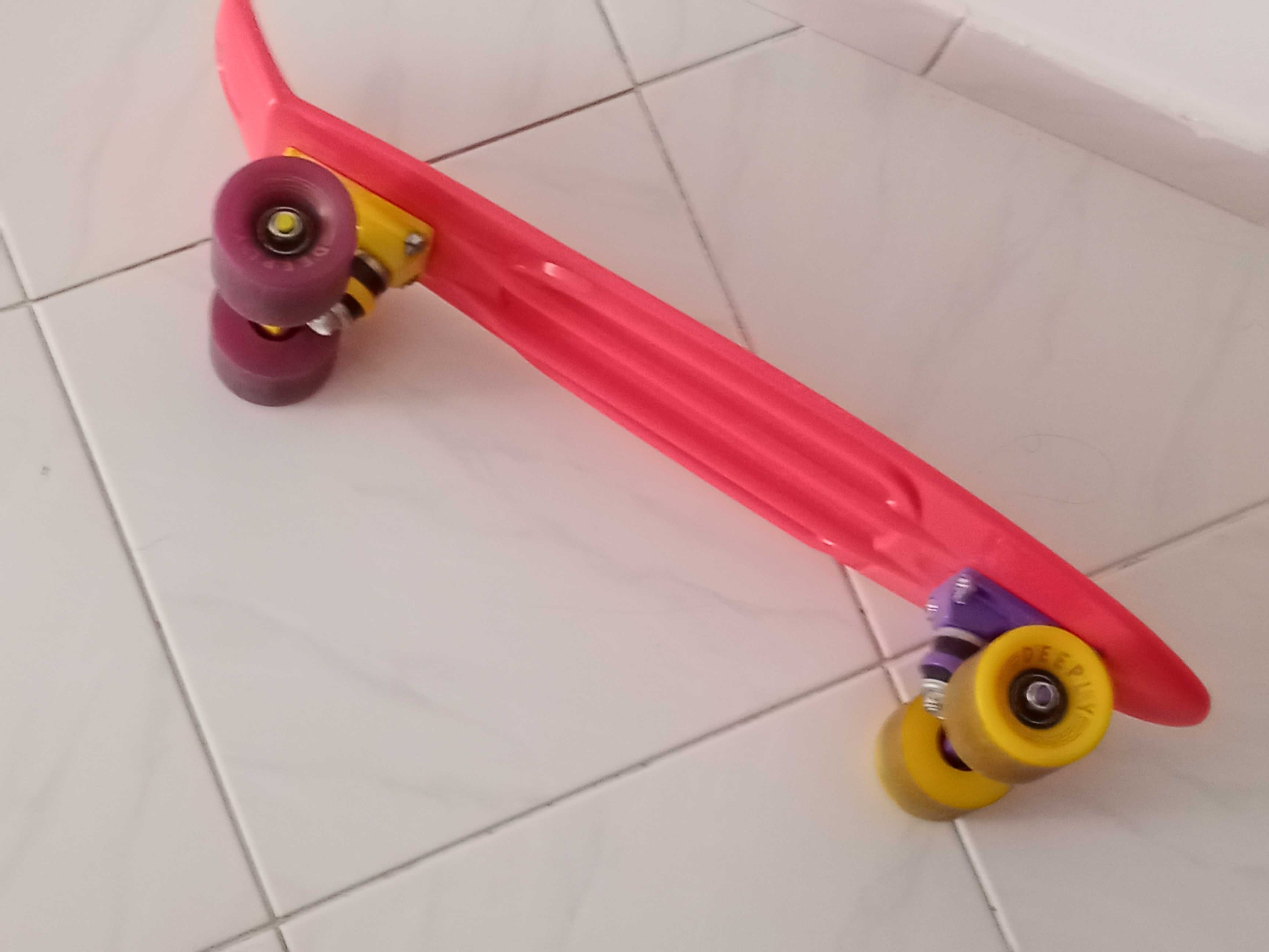 Mini skateboard usado