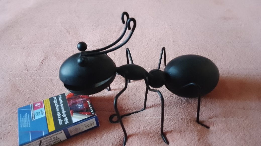 Mrówki ozdoba do domu