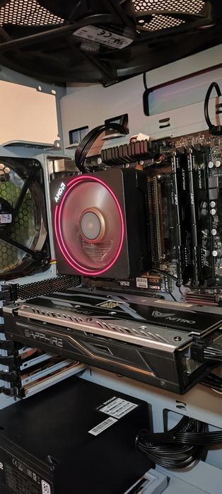 Torre computador de secretária - PC Gaming Desktop