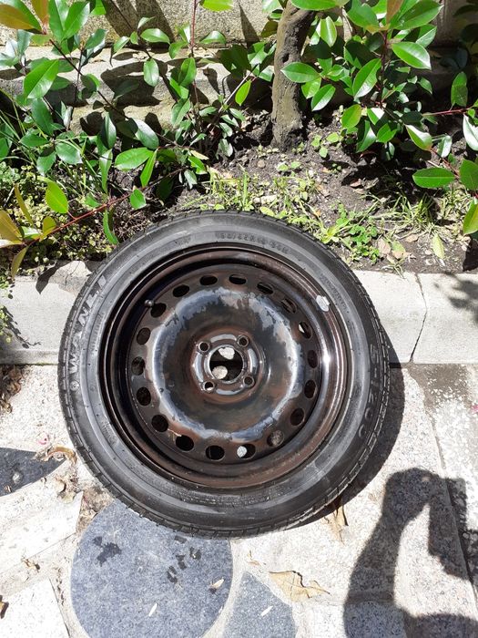 Pneu C/Jante 195/55 R15