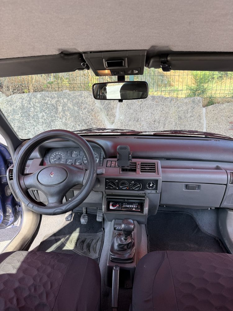 Renault Clio 1997 com motor muito fiável  *PREÇO ESPECIAL*