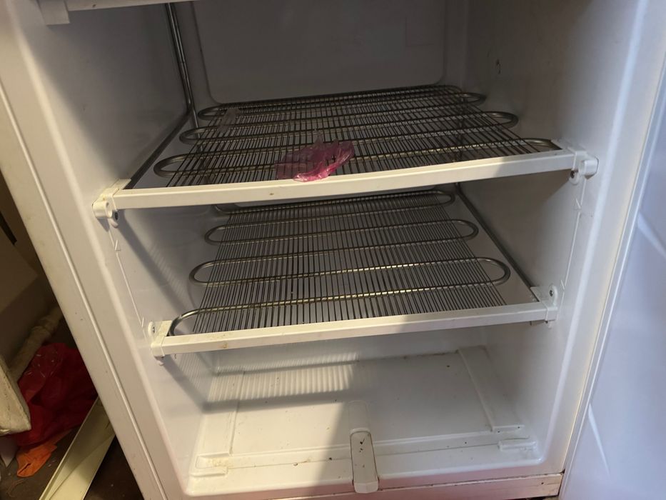 Продам холодильник snaige