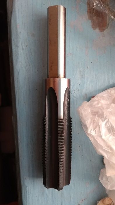 Метчик машинный 7/8" 14 tpi ниток USA для матриц lee rcbs релоадинг