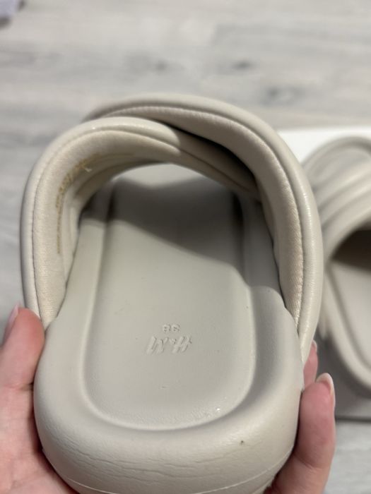 Шльопанці H&M 38 розмір