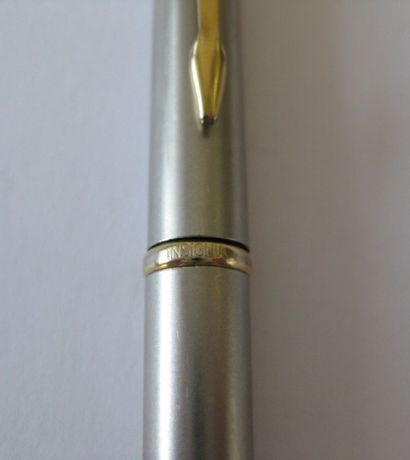 Шариковая ручка Parker Insignia
