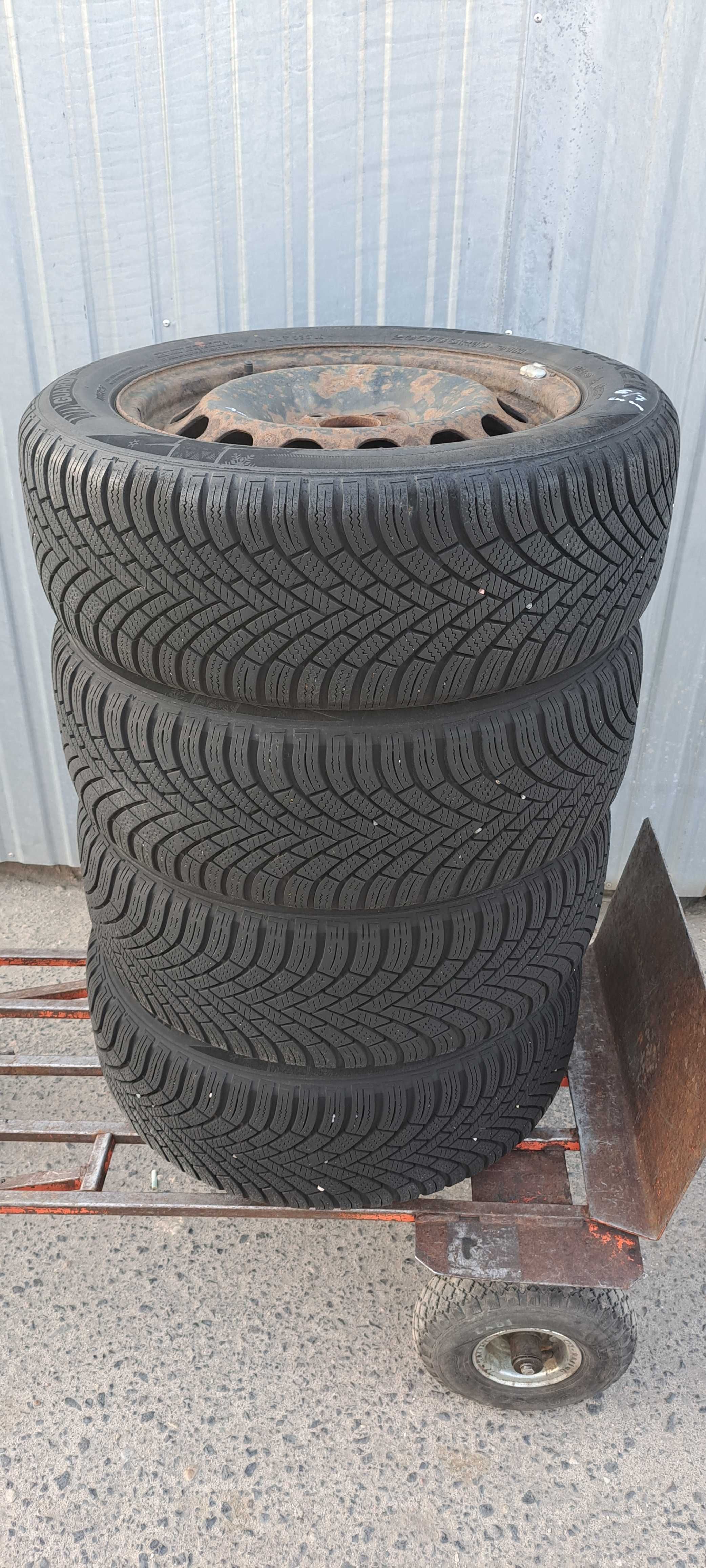 Koła zimowe felgi opony Audi A3 8P A4 B6 5X112 16"