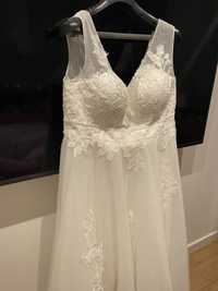 Efektowna suknia ślubna w rozmiarze 42-44