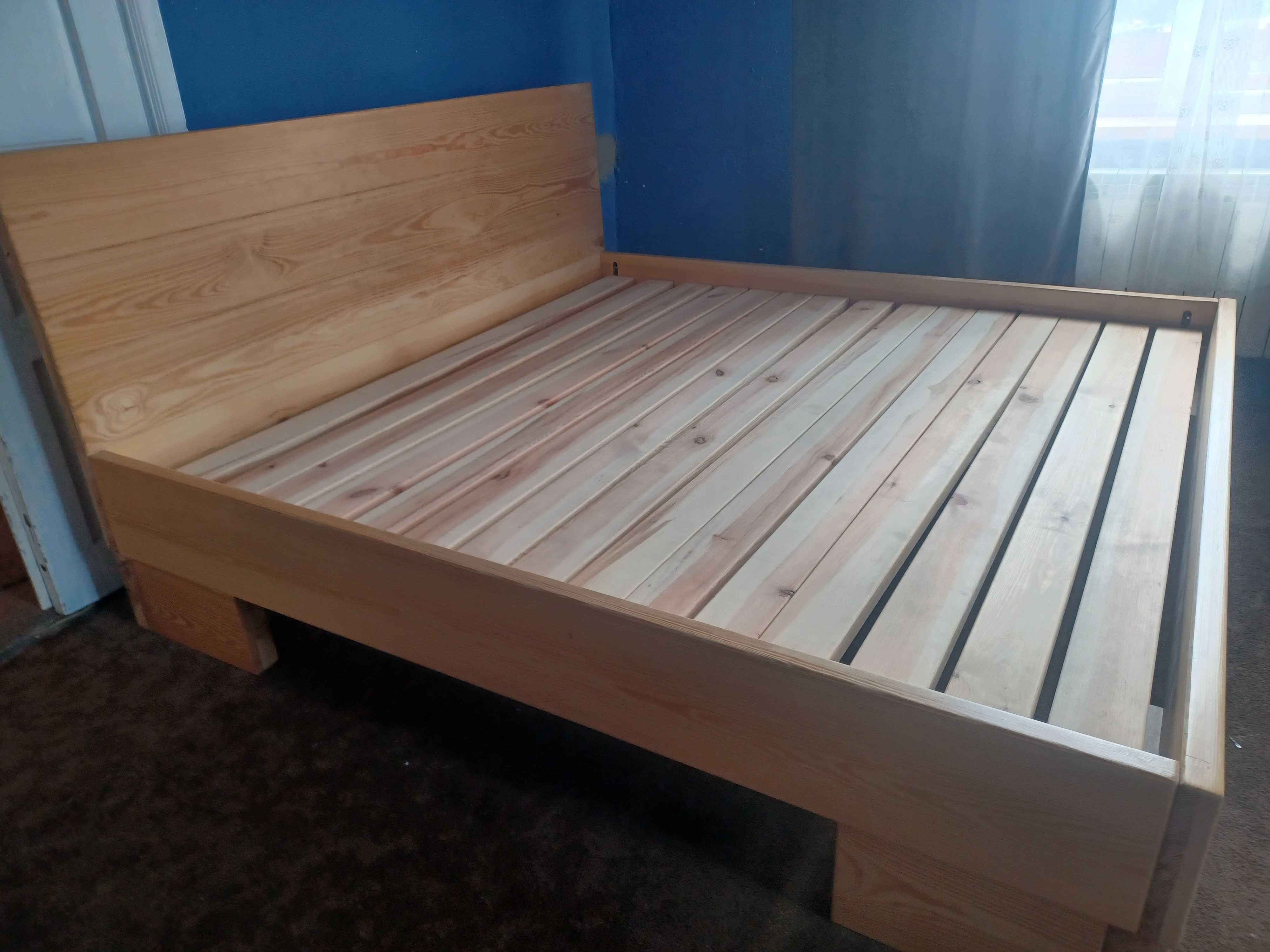 Sprzedam duże Łóżko 2x2 m