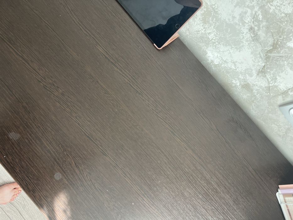 Стіл письмовий (компютерний)