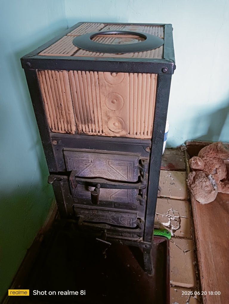 Piec kaflowy koza