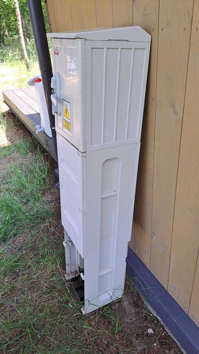 Rozdzielnica elektryczna zewnętrzna RB 26x40