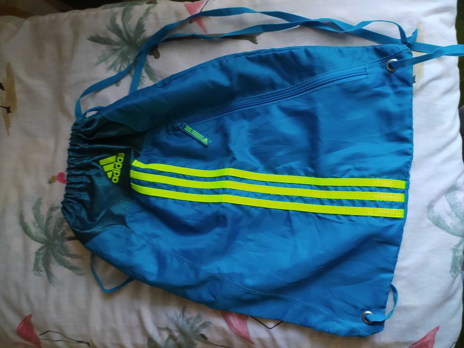 Adidas сумка-рюкзак.Оригинал.