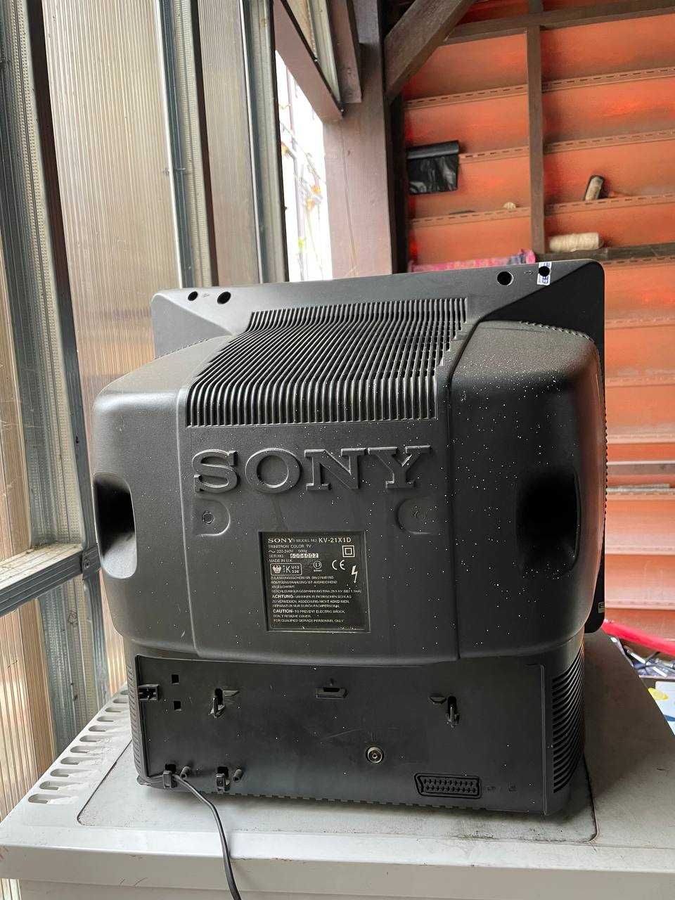 Продам телевізор Sony з тюнером