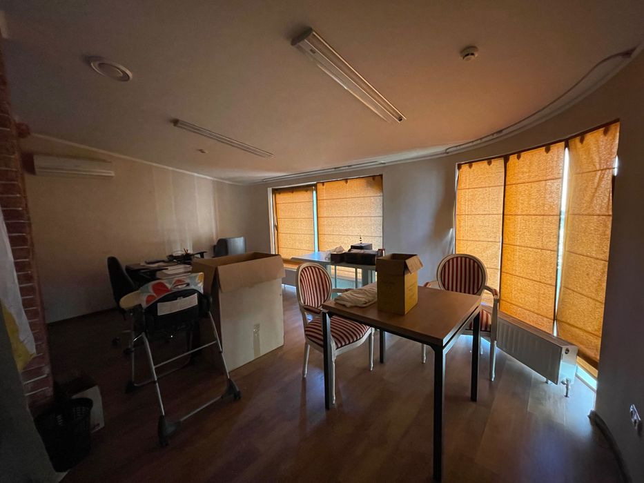 Оренда 400 м2 в центрі Харкова: офіс, торгівельні приміщення, ресторан